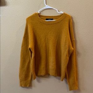 F21 mustard yellow sweater